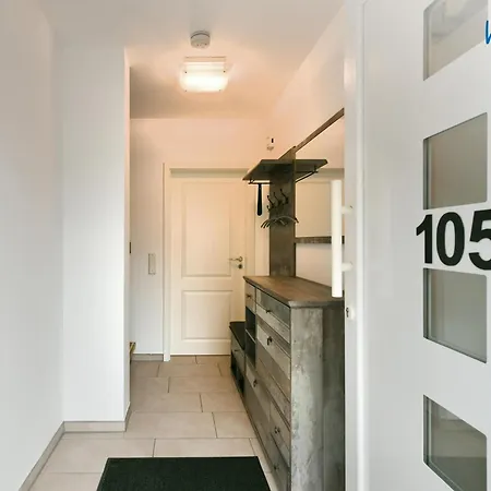 Upholmstraße 105a Röverland *